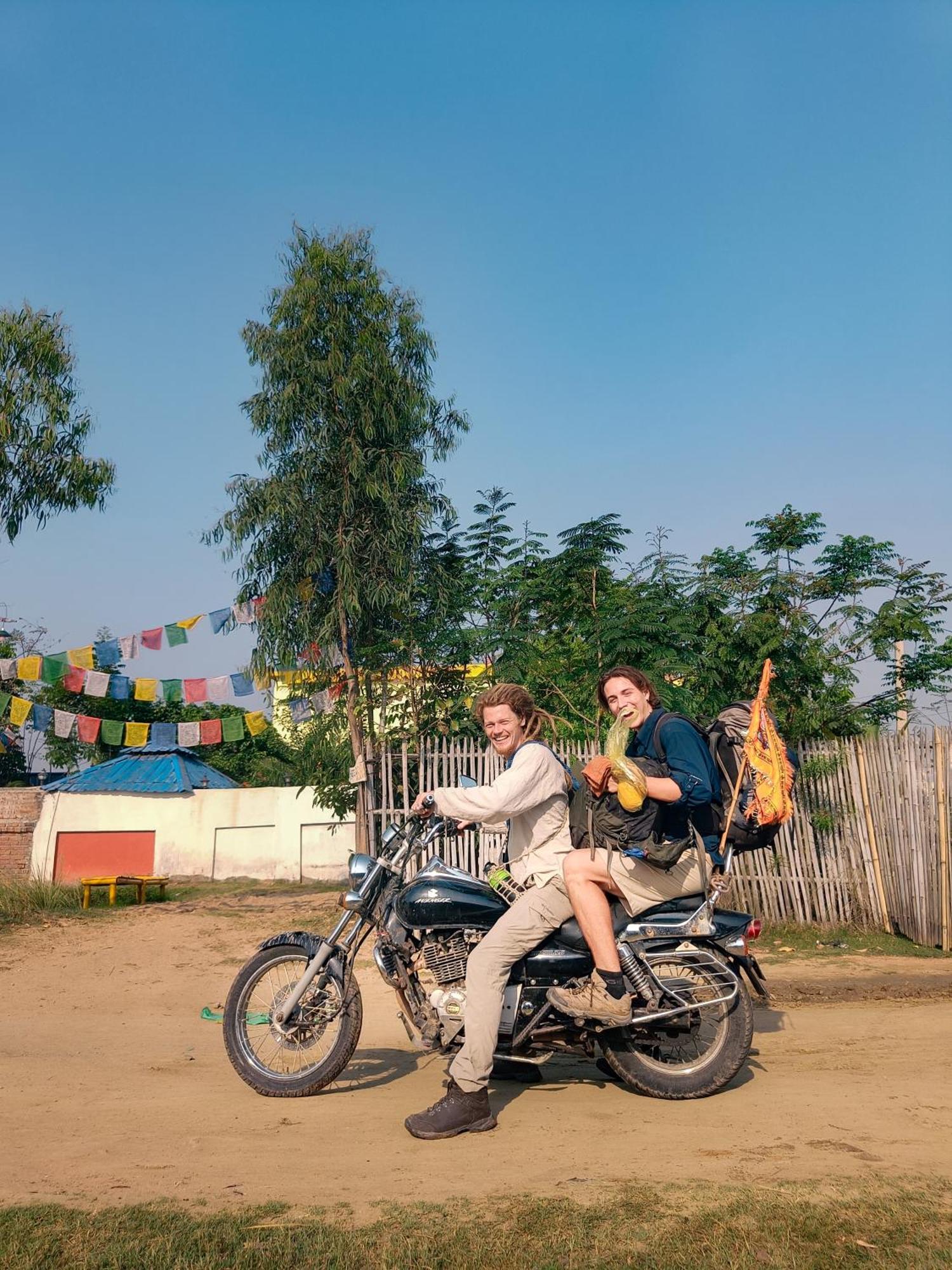 Housetale- A Traveller'S Home Bodhgaya Bagian luar foto